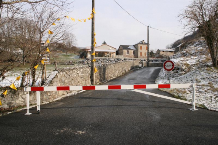 Barrière tournante avec support roulette Saumur 